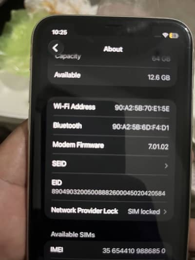 iphone 11 jv warnty ka sath 4 month sim chlya gi