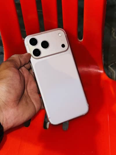 Apple iPhone 17 Pro Max JV 256GB (ONLY 4 WEEKS USED)