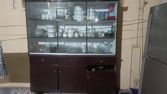 used Showcase 4 sale