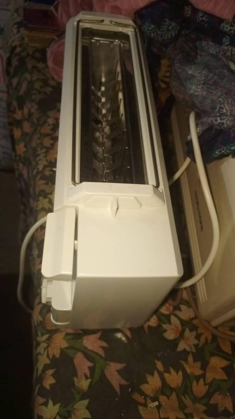 Bread Toaster 1
