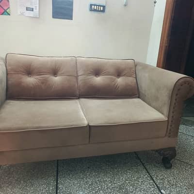 Sofa Set For URGENT SALE 10/10 Condition
