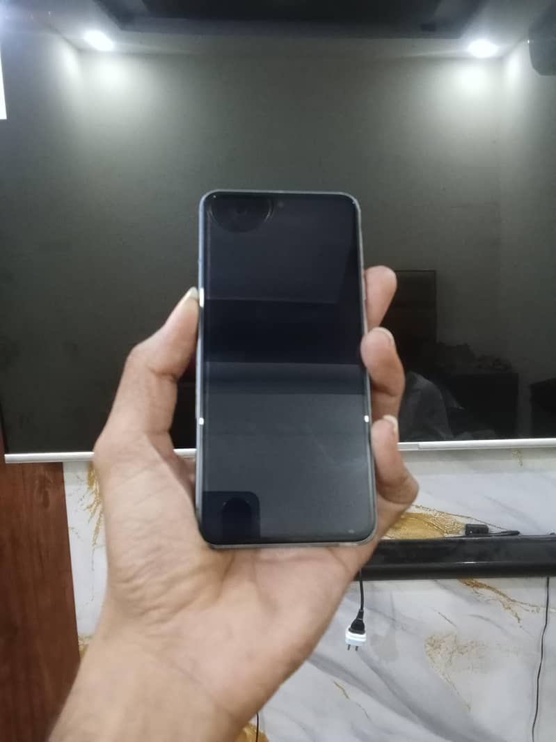 Google Pixel 8 1
