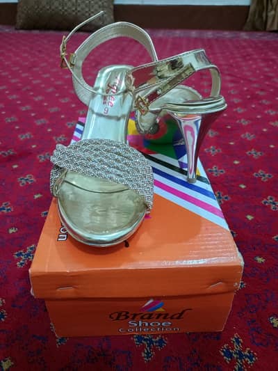 Brand new sandals