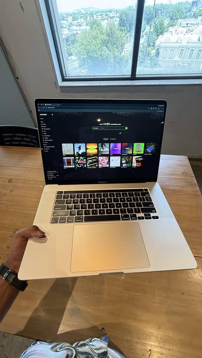 MacBook Pro 2019 16 inch