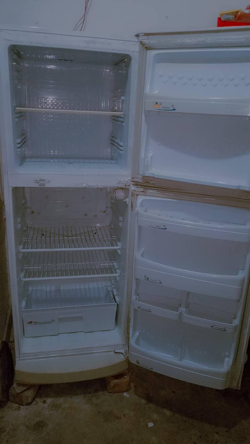 refrigerator 1