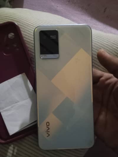 Vivo Y21