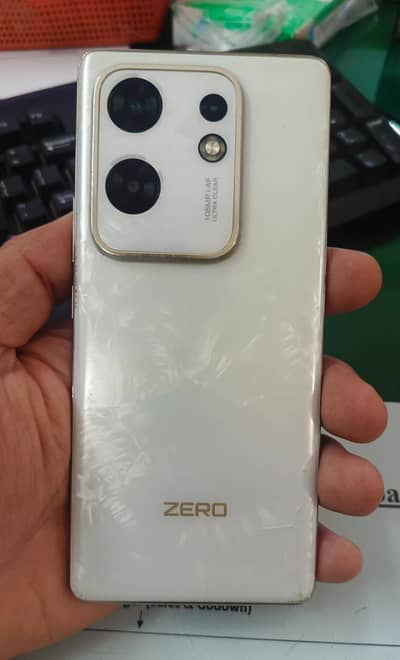 Infinix Zero 30
