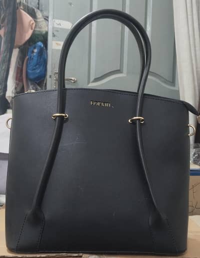 Women Shoulder Bag. . Borjan ka bag ab sale offer ma buy kryn