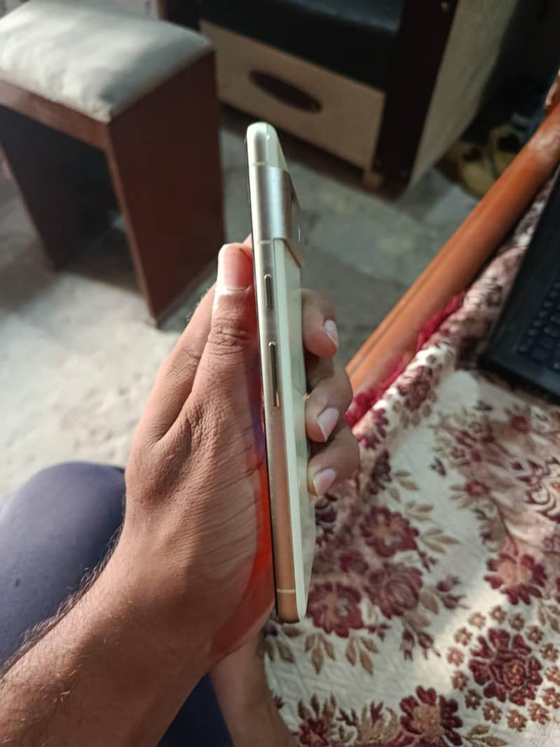 Google Pixel 7 5