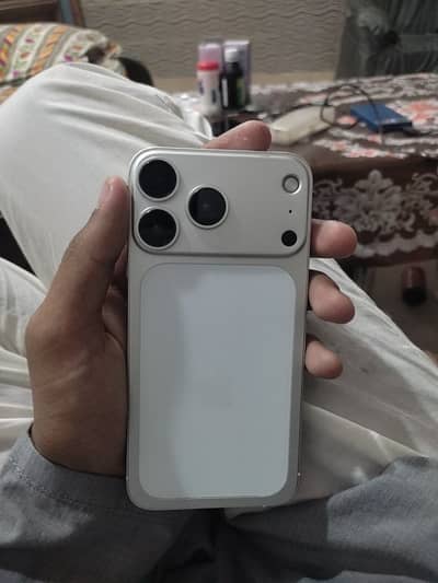 Apple iPhone XS Converted 17 pro