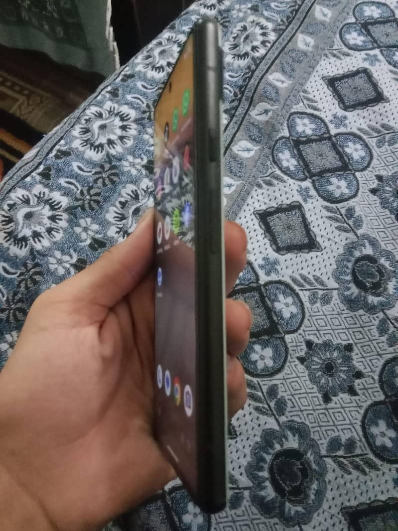 Google Pixel 6a 3