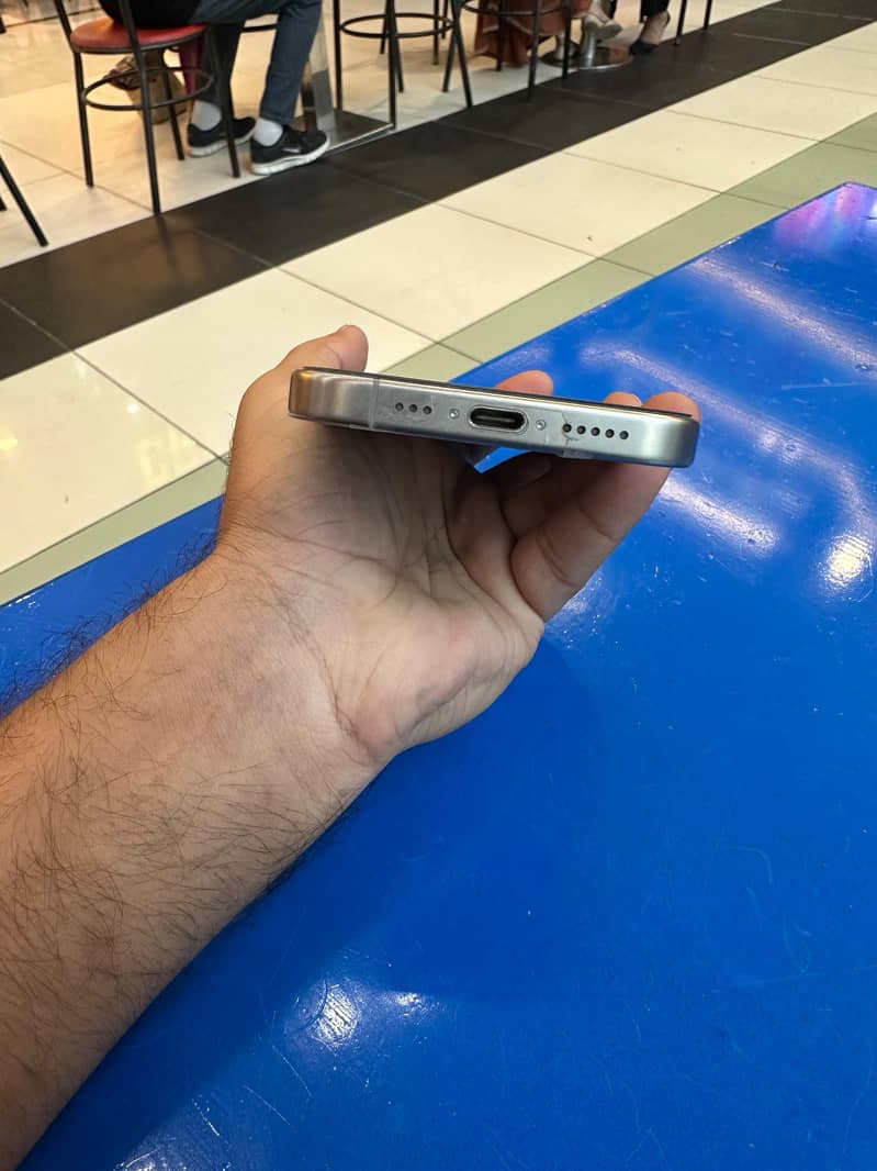Iphone 15 Pro 4