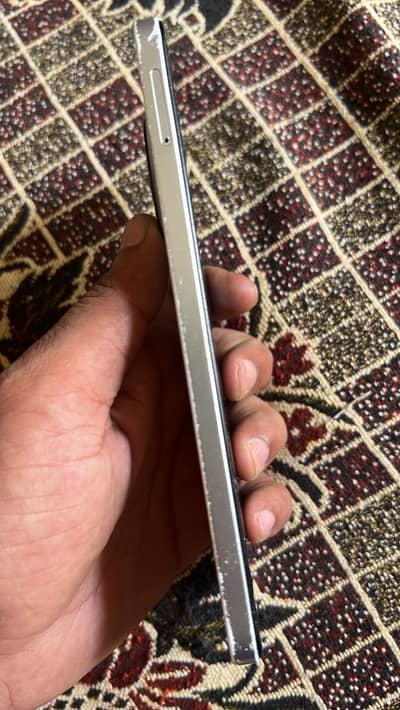 Tecno spark 30 c sirf touch galss crack hn Baki all ok