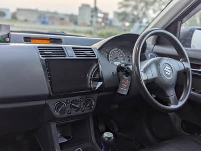 Suzuki Swift 2011