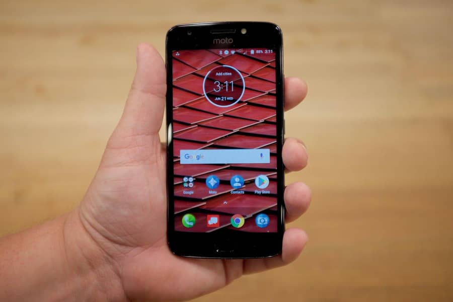 Moto E4 1