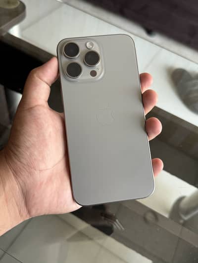 IPHONE 15 PRO MAX JV WITH BOX natural titanium