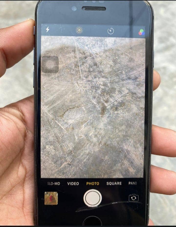 Apple iPhone 8 3