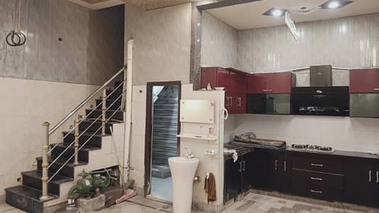 House for rent at jhang road gulfishan colony