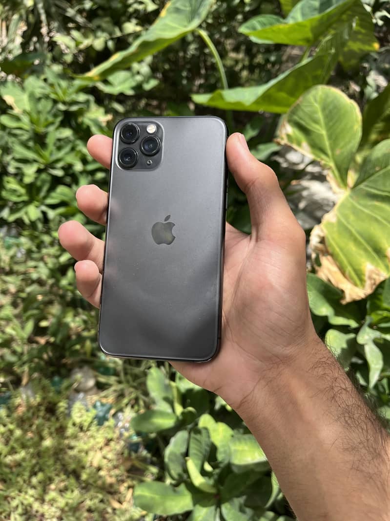 iphone 11 pro 1