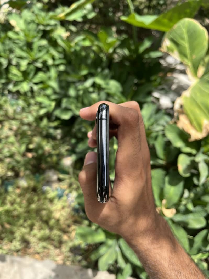 iphone 11 pro 5
