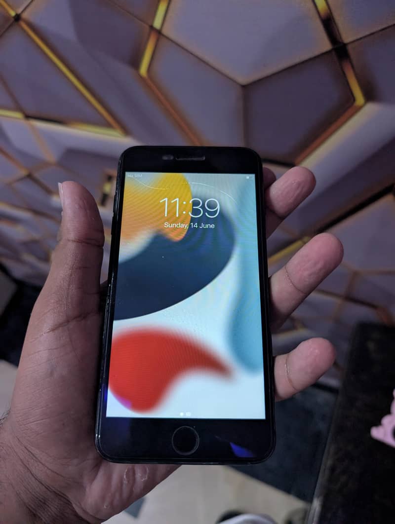 Apple iPhone 7 Plus 2