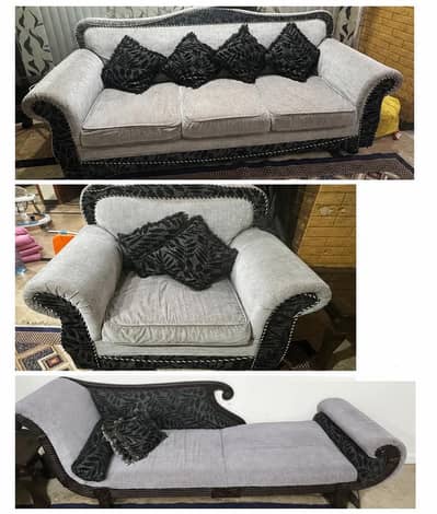 Sofa Set for sale 5 seater plus deewan