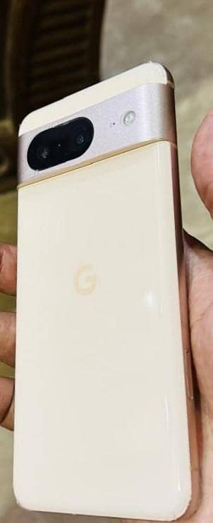 Google Pixel 8 5