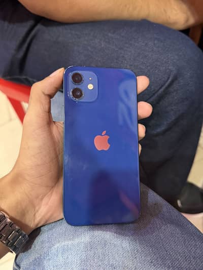 Apple iPhone 12