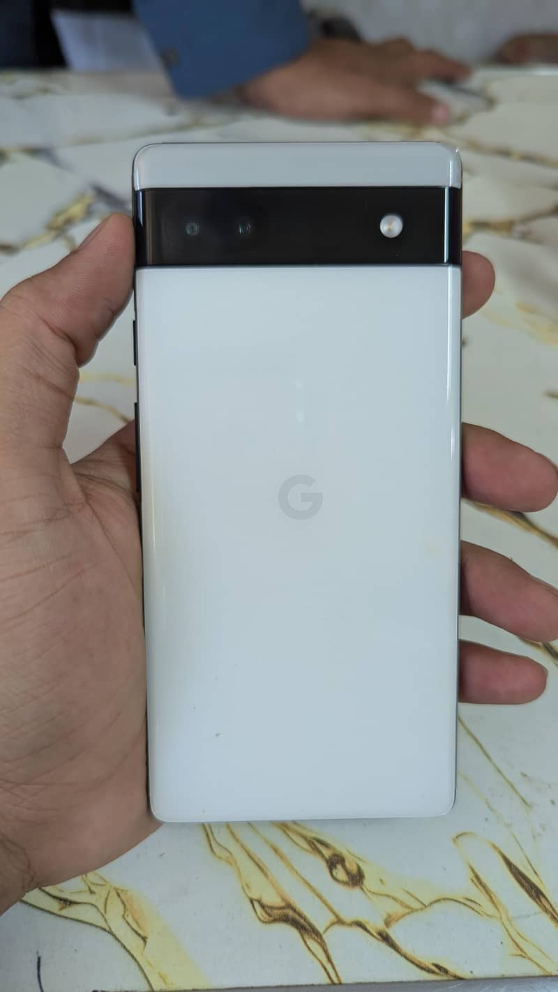 Google Pixel 6a 4