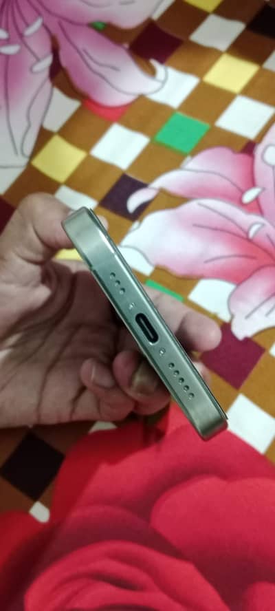 Apple iPhone 15 Pro