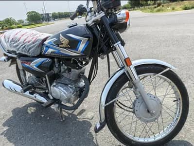 Honda CG 125 Black 2025 Zero Meter Condition
