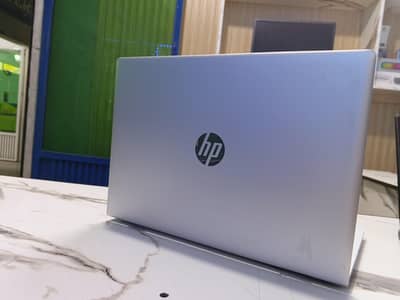 i5 10th generation 8/256 ssd Privacy screen