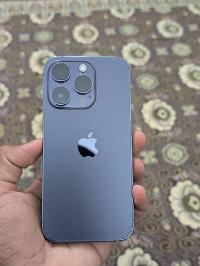 I phone 14 pro 128 gb for sale water pack