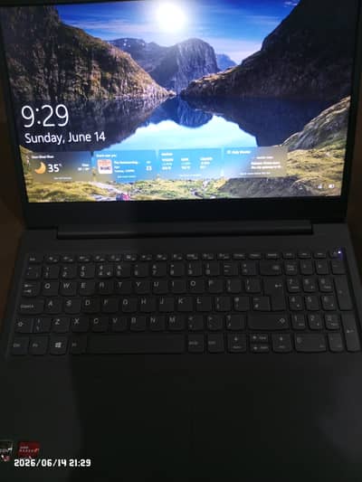 Lenovo V15 ADA
