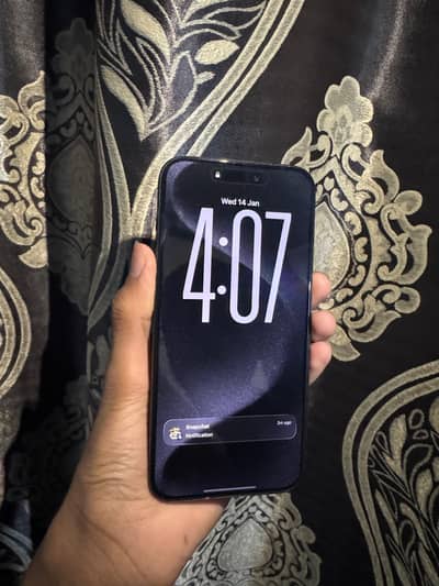 Apple iPhone 15 Pro Max 93% Battery health