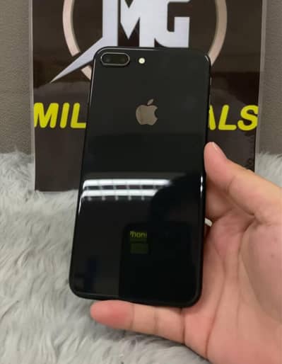 iphone 8plus 256gb ptA approved go my Watsap number 0324-3829803