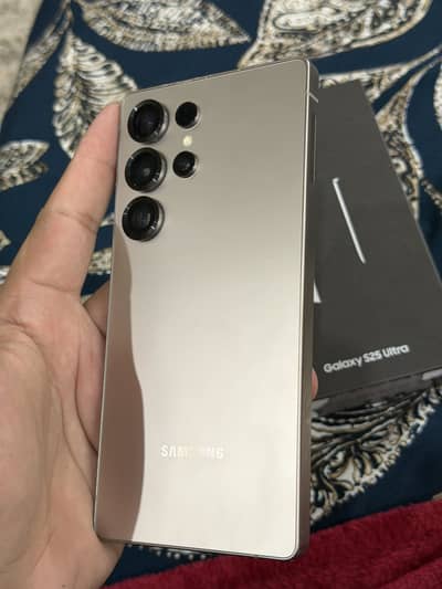Samsung Mobile S25 Ultra