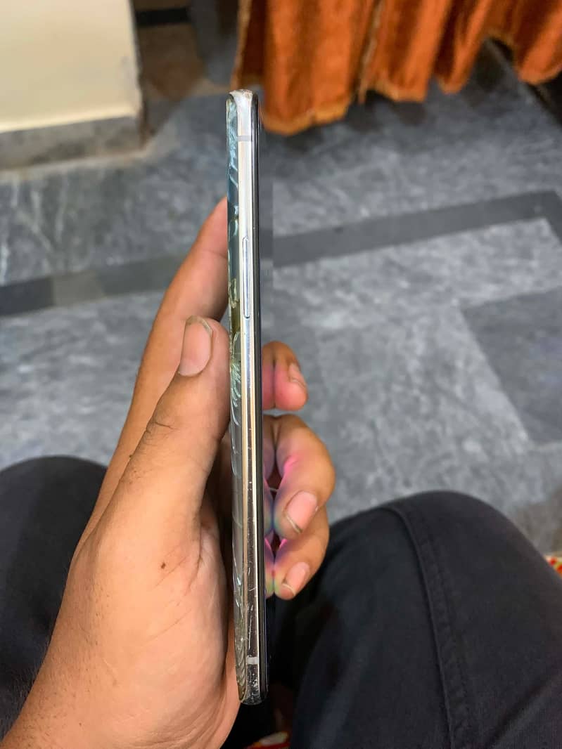 One Plus 8T 1