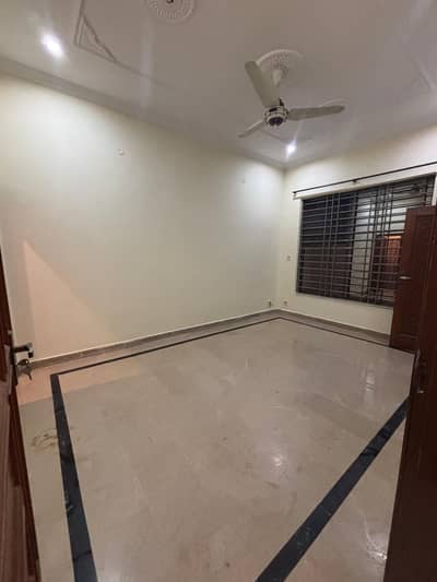 4 Marla Ground Portion For Rent In G-14/4