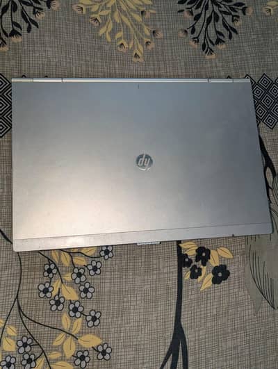 home used HP laptop with two hard disk