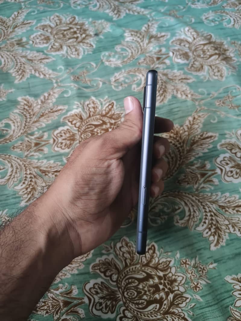 Google Pixel 7a 4