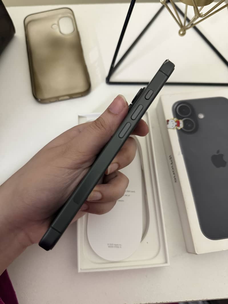 Apple iPhone 17 3