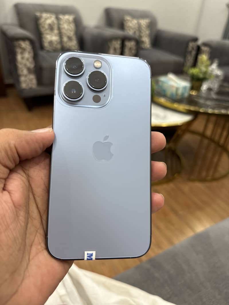 Apple iPhone 13 Pro 0