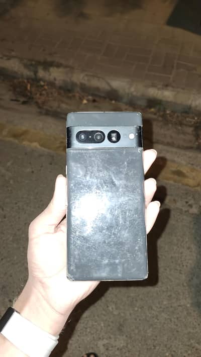 Google Pixel 7 Pro (Display Change)