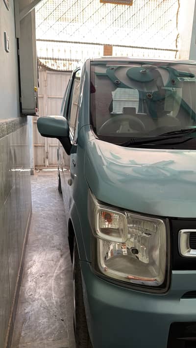 wagon r 2018-19 owned by a governmentt officer