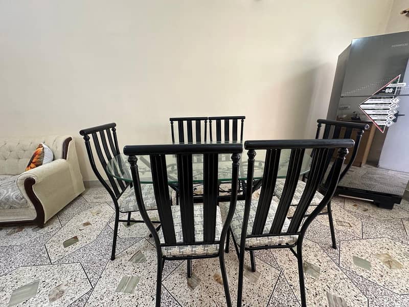 Premium dining table 1