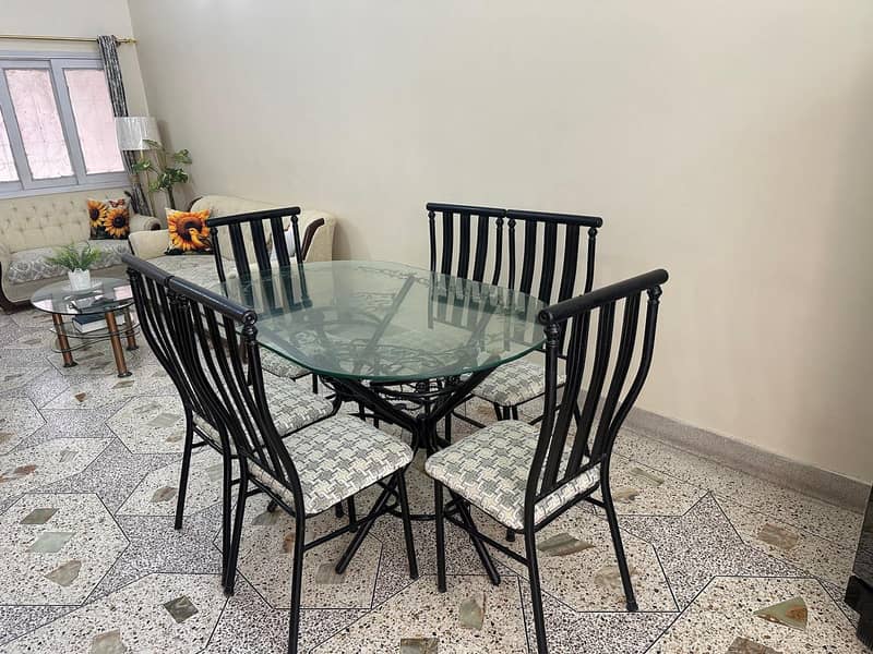 Premium dining table 3