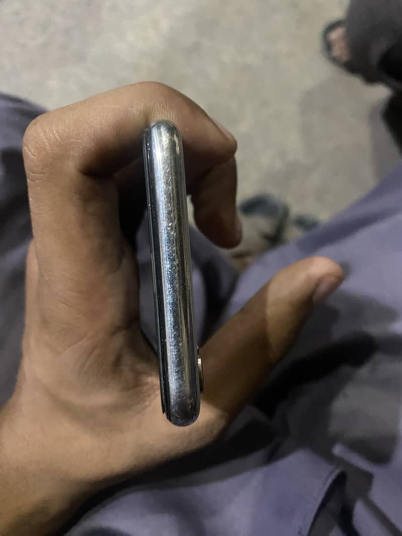 Apple iPhone X 1