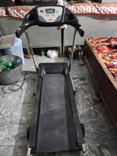 RUNNING MACHINE AIBI GYM GOOD CONDITION