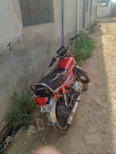 united 100 cc